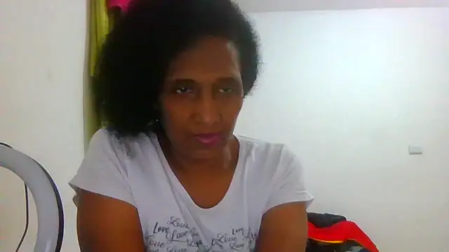 Aishamara online show from 09.24.25