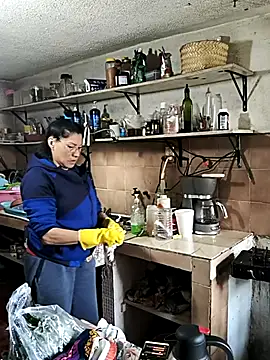 LaInsaciableIntensa online show from 01.15.26