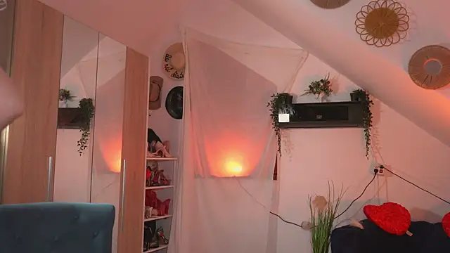 Amaliamour online show from 11.15.25