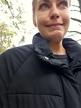 Keli Jessi online show from 10.23.25