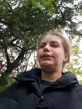 Keli Jessi online show from 10.24.25