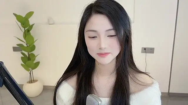 HaagenDazs  online show from 03.15.25