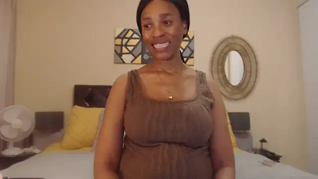 Creamyass22 online show from 11.28.25