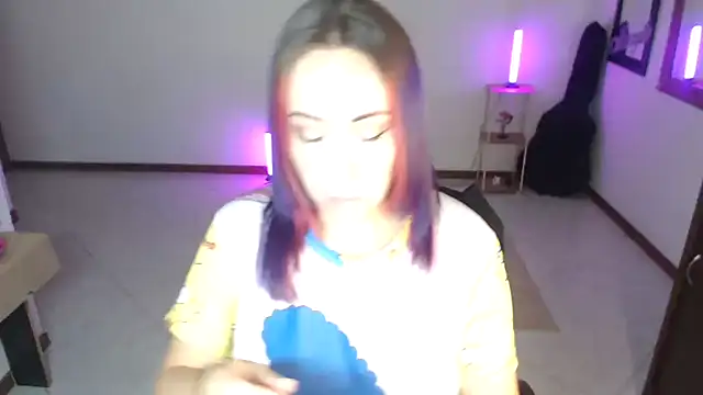 charlottezoe15 online show from 04.12.26