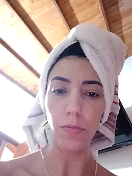 LunaZambrano online show from 02.02.25