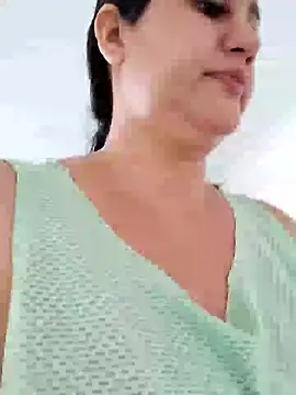 Snapshot of keilymadam chatting on 12.05.24 keilymadam online show from 12.05.24