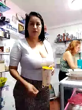 Snapshot of keilymadam chatting on 12.06.24 keilymadam online show from 12.06.24