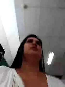 Snapshot of keilymadam chatting on 12.18.24 keilymadam online show from 12.18.24