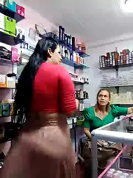 Snapshot of keilymadam chatting on 12.27.24 keilymadam online show from 12.27.24