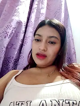 annie-19 online show from 10.24.25