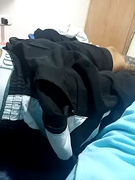 annie-19 online show from 11.09.25