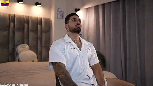 Snapshot of john_king29 chatting on 10.25.25 john king29 online show from 10.25.25