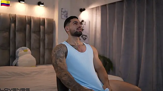 Snapshot of john_king29 chatting on 11.03.25 john king29 online show from 11.03.25