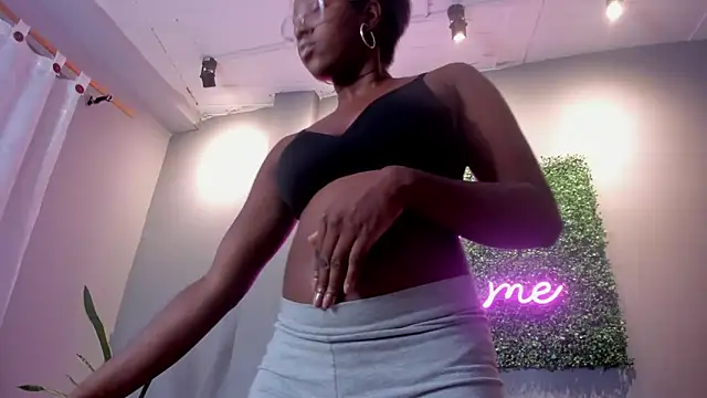 Snapshot of nilosolem chatting on 01.27.25 nilosolem online show from 01.27.25