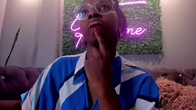 Snapshot of nilosolem chatting on 01.28.25 nilosolem online show from 01.28.25