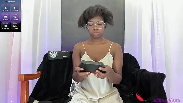 Snapshot of nilosolem chatting on 02.04.25 nilosolem online show from 02.04.25