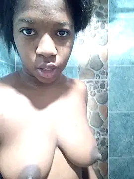 Snapshot of nilosolem chatting on 03.18.25 nilosolem online show from 03.18.25