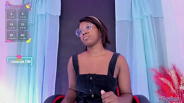 Snapshot of nilosolem chatting on 11.08.25 nilosolem online show from 11.08.25