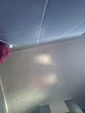 Snapshot of Govora chatting on 01.19.25 Govora online show from 01.19.25