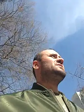 Snapshot of Govora chatting on 03.06.25 Govora online show from 03.06.25