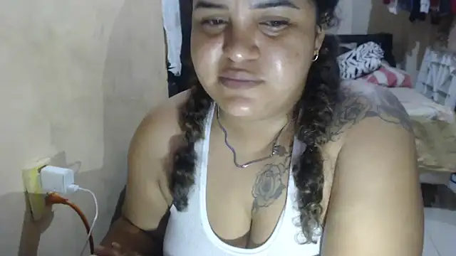 Snapshot of SEXY_SENSUALSARA chatting on 05.20.26 SEXY SENSUALSARA online show from 05.20.26