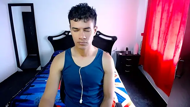 Snapshot of Deiby_casas chatting on 03.05.25 Deiby casas online show from 03.05.25