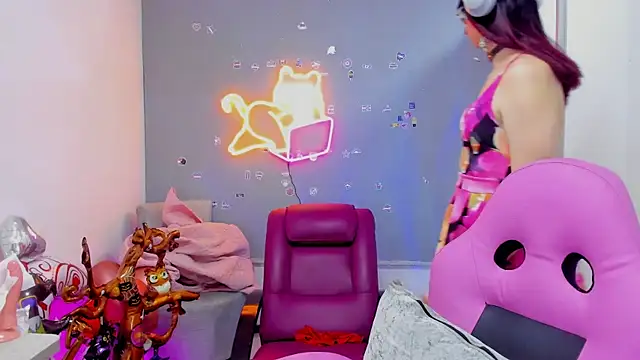 KimberlyJohnsoon online show from 12.07.24