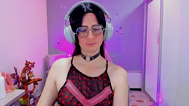 KimberlyJohnsoon online show from 12.09.24