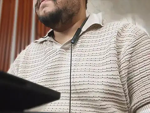 Snapshot of A4h_odin1 chatting on 10.15.25 A4h odin1 online show from 10.15.25