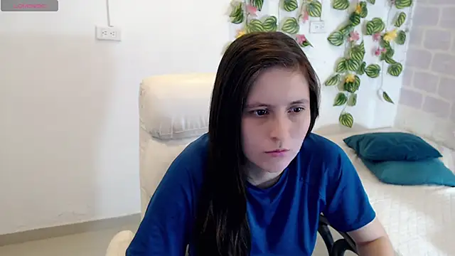 tania sweet   online show from 11.21.25