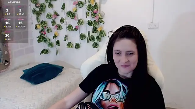 tania sweet   online show from 03.19.26