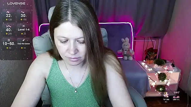 alekasamui online show from 12.19.24