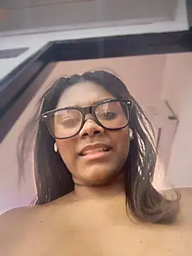 Tayra Siny online show from 02.23.25