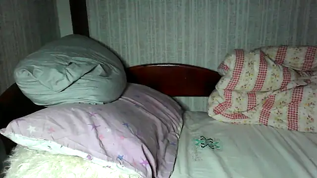 Alma Evelynne online show from 12.02.25