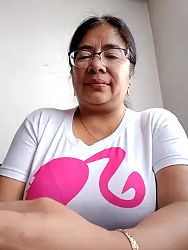 Snapshot of __valentina18 chatting on 12.12.24 valentina18 online show from 12.12.24