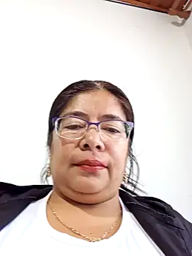 Snapshot of __valentina18 chatting on 12.17.24 valentina18 online show from 12.17.24