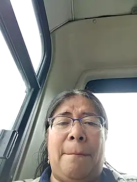 Snapshot of __valentina18 chatting on 12.21.24 valentina18 online show from 12.21.24