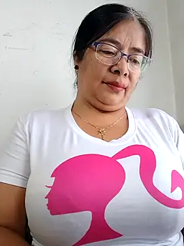 Snapshot of __valentina18 chatting on 01.22.25 valentina18 online show from 01.22.25