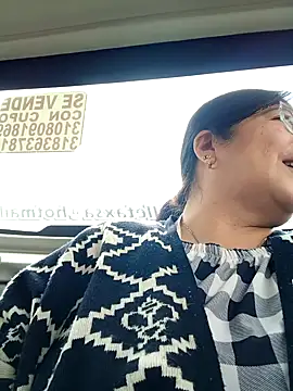 Snapshot of __valentina18 chatting on 02.12.25 valentina18 online show from 02.12.25