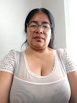 Snapshot of __valentina18 chatting on 02.25.25 valentina18 online show from 02.25.25