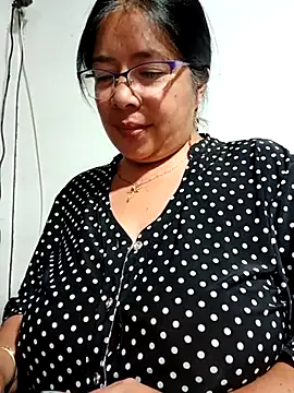 Snapshot of __valentina18 chatting on 03.04.25 valentina18 online show from 03.04.25