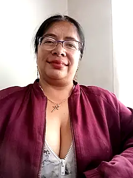 Snapshot of __valentina18 chatting on 03.18.25 valentina18 online show from 03.18.25
