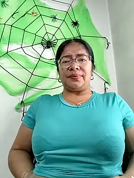 Snapshot of __valentina18 chatting on 10.05.25 valentina18 online show from 10.05.25