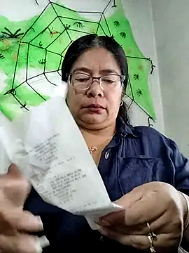 Snapshot of __valentina18 chatting on 10.17.25 valentina18 online show from 10.17.25