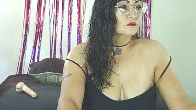 Snapshot of allesiabobs chatting on 11.03.25 allesiabobs online show from 11.03.25