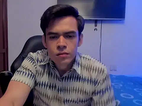 Lucian Gomez  online show from 10.24.25