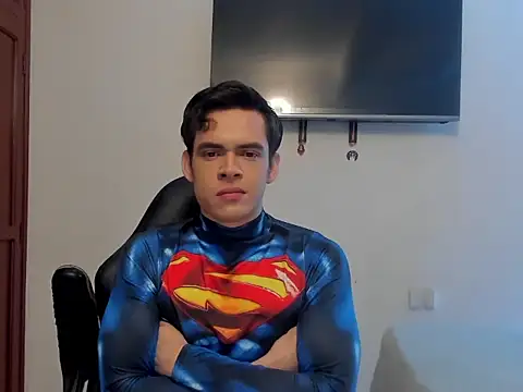 Lucian Gomez  online show from 10.26.25