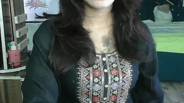 Snapshot of JannatDoll1 chatting on 05.27.26 JannatDoll1 online show from 05.27.26