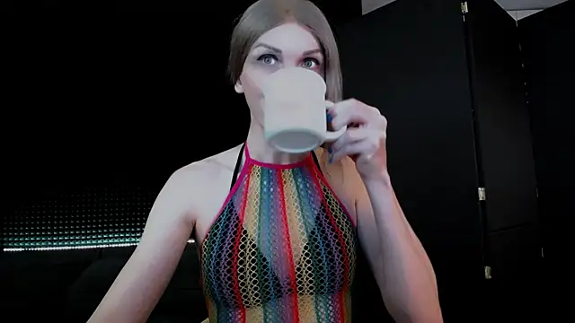 Snapshot of Hardy_Green chatting on 10.06.25 Hardy Green online show from 10.06.25