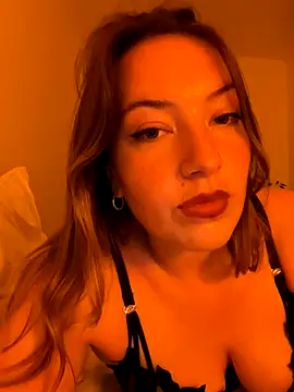 ThelovelyTilly online show from 09.19.25